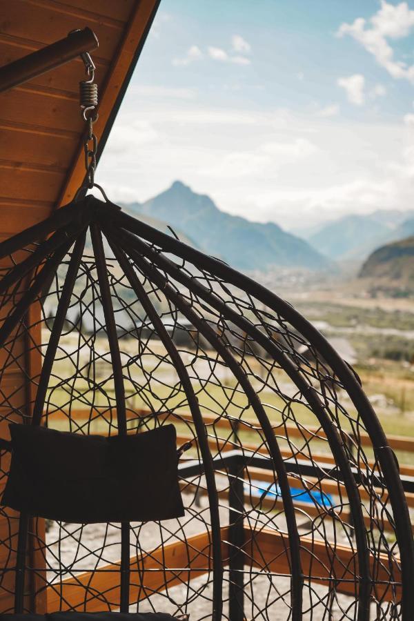 Lonely Mountain Villa Kazbegi Exterior photo