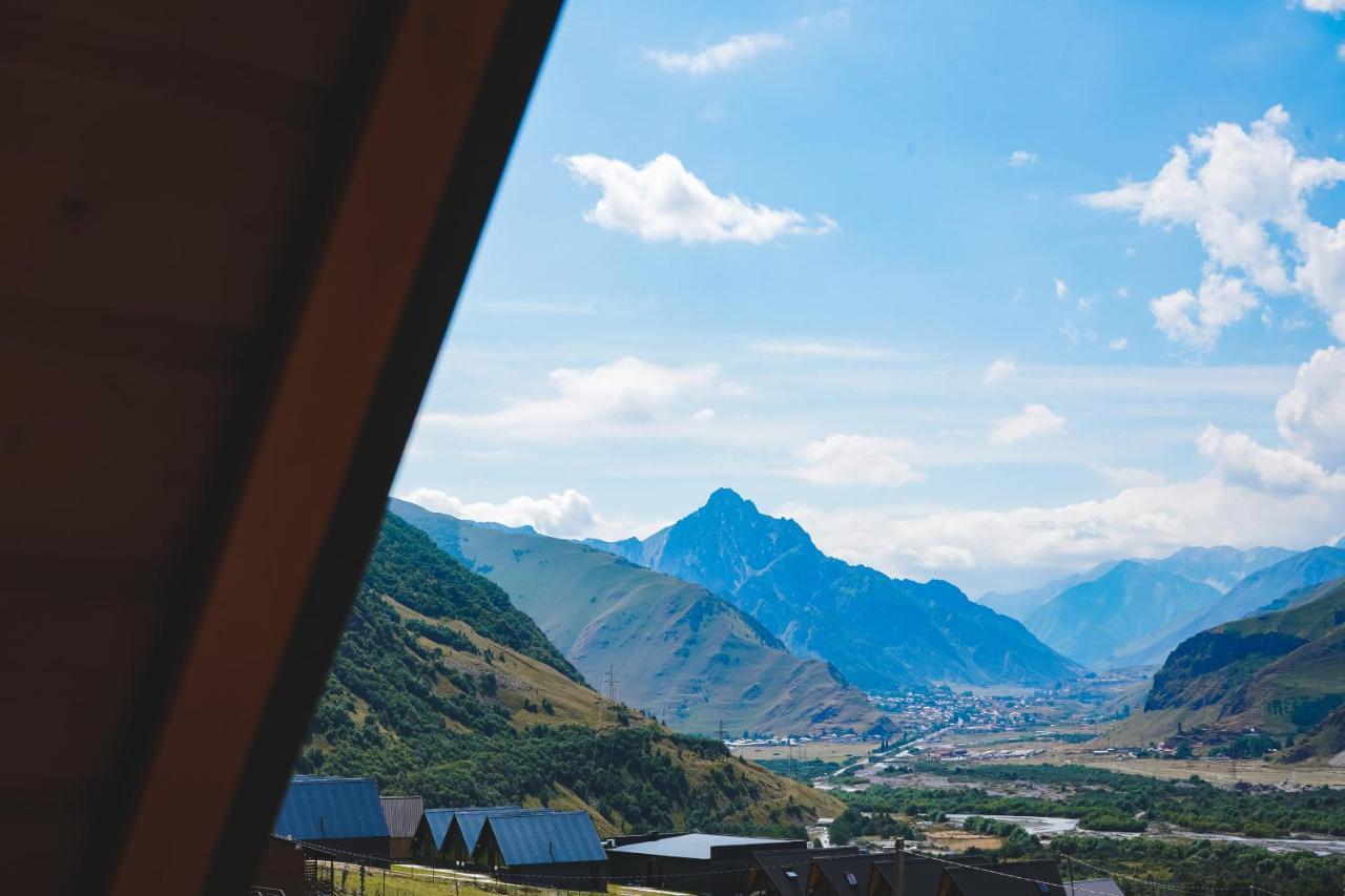 Lonely Mountain Villa Kazbegi Exterior photo